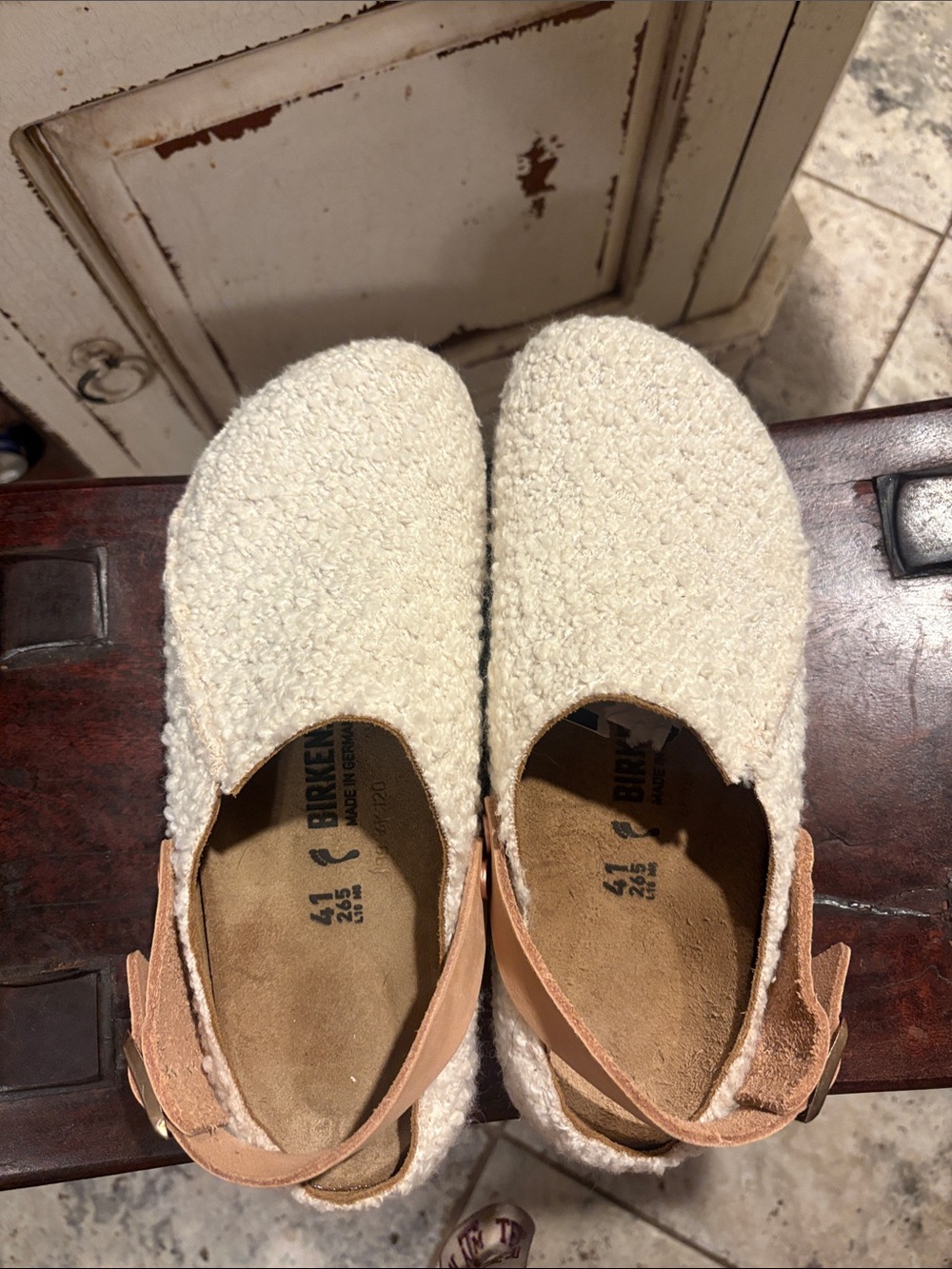 Birkenstock Kids Cream Sherpa Slip-On Slingback Clogs - Picture 6 of 9